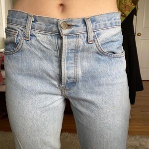 SUPER CUTE MOM JEANS!